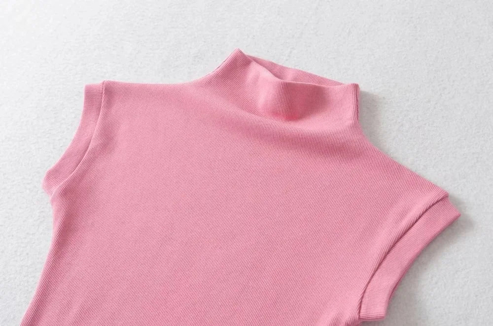 Sleeveless Turtleneck Tee for Summer Nights — TODOBLACK Slim-Fit Clubwear