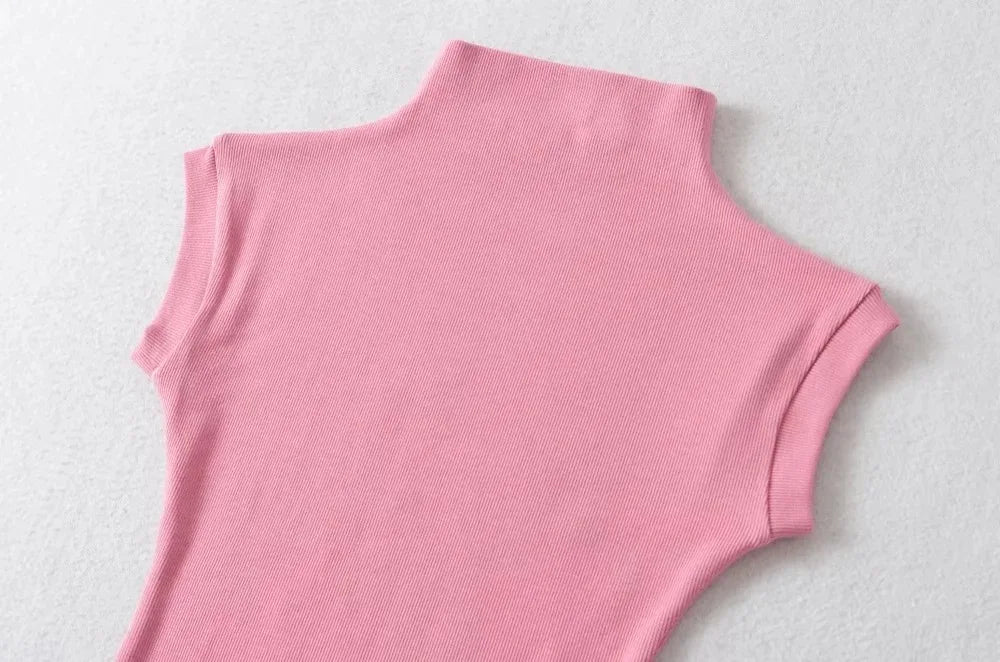 Sleeveless Turtleneck Tee for Summer Nights — TODOBLACK Slim-Fit Clubwear